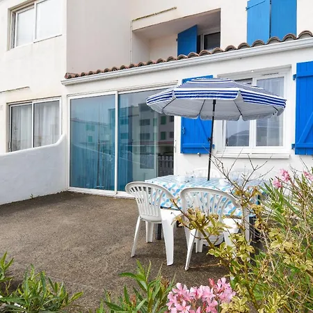 Appartement 100m De La Des Mouettes, Pour 4 *